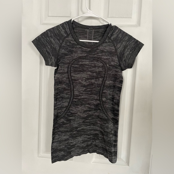 Lululemon Swiftly Tech Short Sleeve Crew T Shirt Heathered Camo Gray Black 4 - Picture 2 of 7